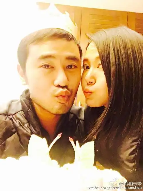 摇滚女王谭维维也会小鸟依人,男友陈亦飞你眼熟么