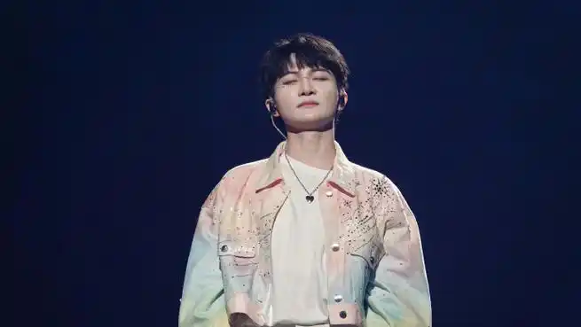 周深深深感谢你9周年演唱会##风雨同周深情不移