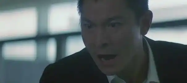 《无间道》:刘德华和梁朝伟的影帝之争,其实就是一场眼神的较量