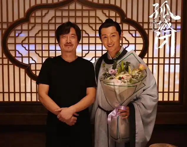 饰演苏舜卿的演员新拍的写真真的好帅感觉又回到了颜值巅峰