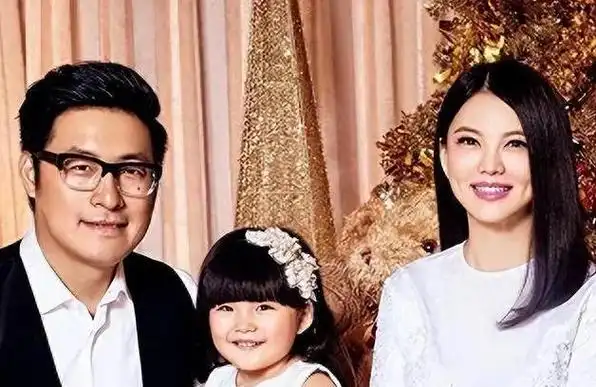 李湘终于翻身了被她富养出来的王诗龄狠狠替妈妈争了口气