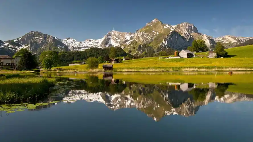 有没有好看的笔记本电脑壁纸无水印的