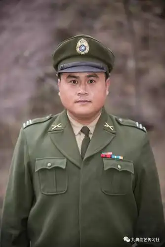 牛人这个阳泉人饰演钟副官即将亮相央视八套黄金档