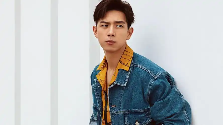 李现亲爱的热爱的现男友明星风尚壁纸