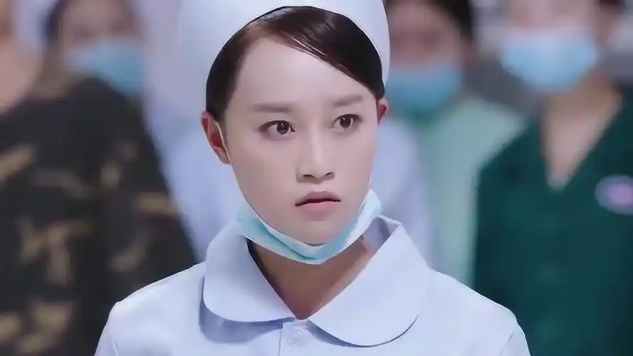 《外科风云》蓝盈莹气场一米八