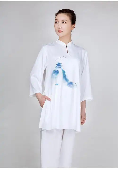 高端新品太极服女2021新款夏天飘逸太极拳练功服女夏季服装薄中长款