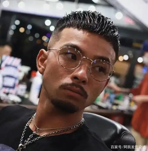 男生不喜欢太文艺的发型剪这几款三面光发型简单霸气显硬汉