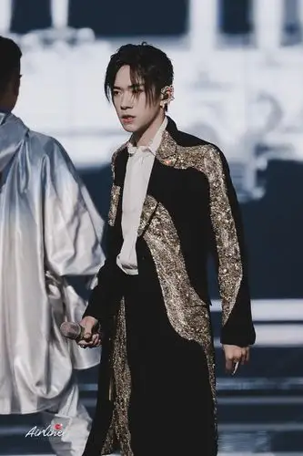 易烊千玺 天猫双十一晚会