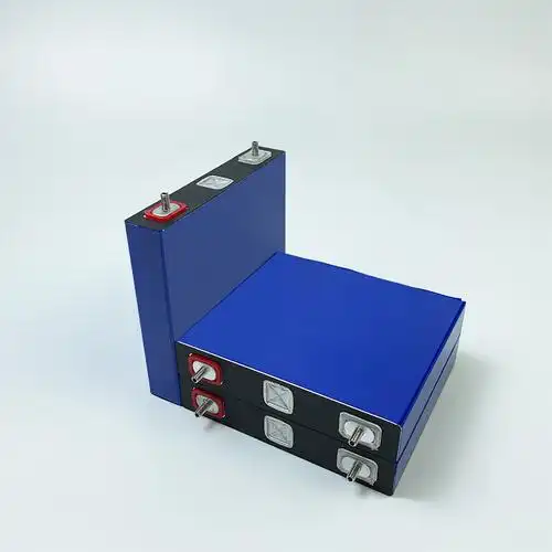 伙计们,这是一款来自日本东芝的新型钛酸锂棱柱形动力电池 钛酸锂