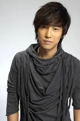 邹廷威个人资料 邹廷威的女朋友/老婆是谁(2)