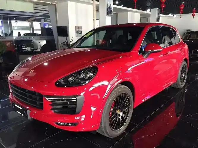 世界顶级跑车(全球10大顶级豪华名车)