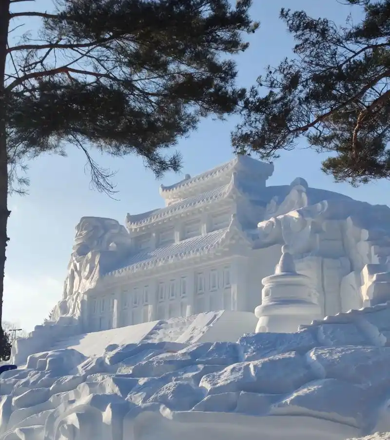 长白山不止有云顶天宫,南派三叔笔下的"九龙抬棺"竟真实存在