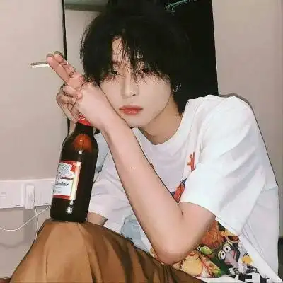 ins复古男生头像