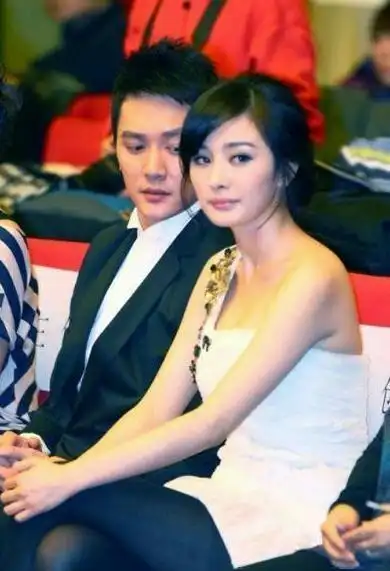 让d罩杯的杨幂来告诉你胸咚的最高境界 | 妈妈网