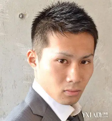 男生夏季板寸头发型 时尚男士板寸头打造你的型男气质