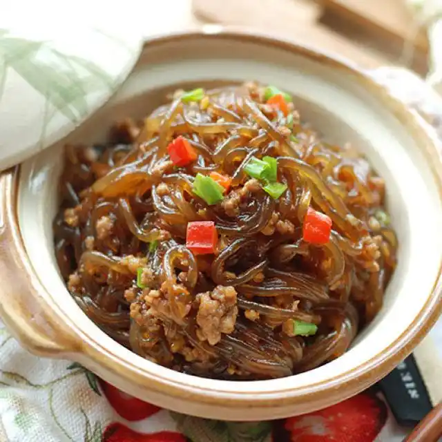 蚂蚁上树肉末粉丝煲