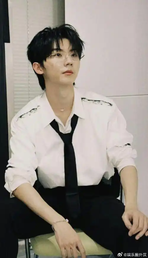 马嘉祺禁欲眼镜杀##马嘉祺总裁bg感##张颂文用乱码