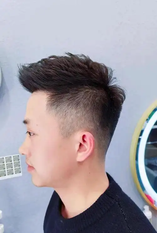 男士发型别乱剪,剪这14款就够了,百变时尚真帅气