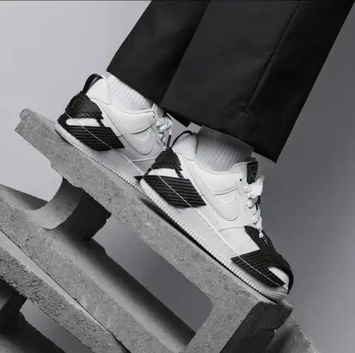 吴亦凡同款铠甲勇士af1这次是否可以起飞