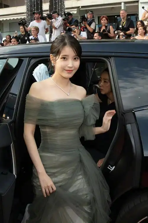 iu李知恩生图合集 好美_高清图集_新浪网