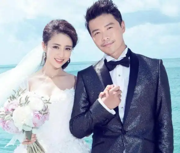 和陈思诚相恋多年嫁给富豪后没多久离婚现靠赵丽颖带红