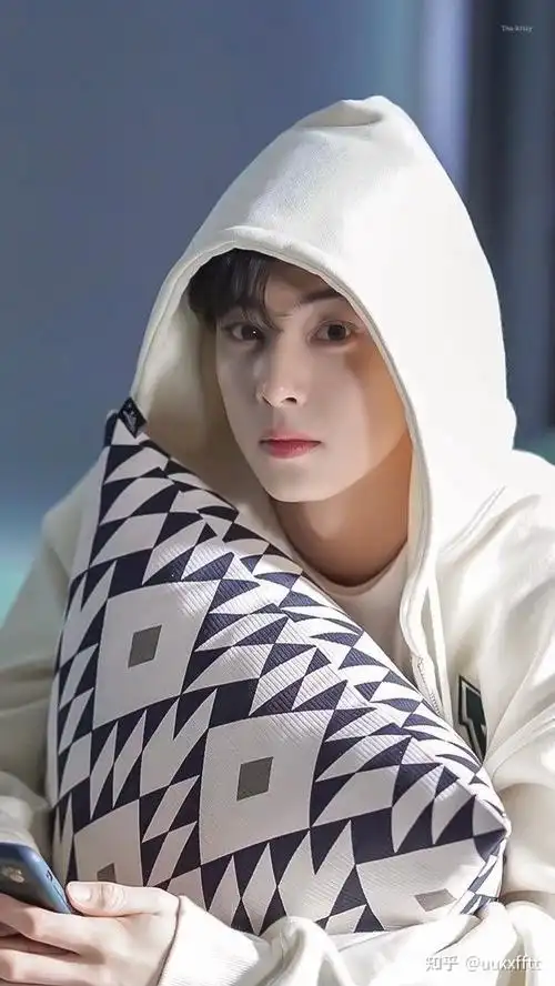 车银优有哪些出圈神图? - 知乎