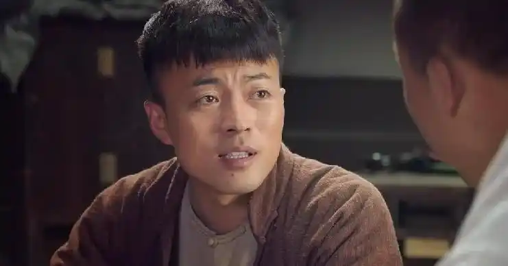 《丁大命与山杏》(又名《丁大命》)讲述的是忠厚