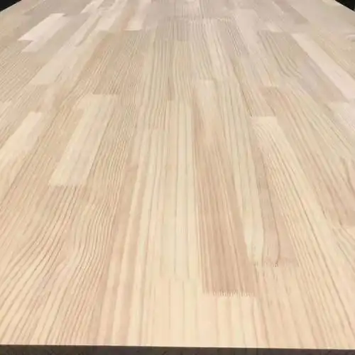 松木指接板实木板板材智利松齿接大衣柜整张胶合板