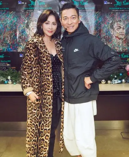 演唱会和刘德华合照的女星,哪个是最好的一对?