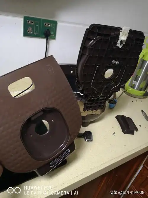 苏泊尔电饭煲e0鸣叫维修电饭煲e0鸣叫故障及解决方法