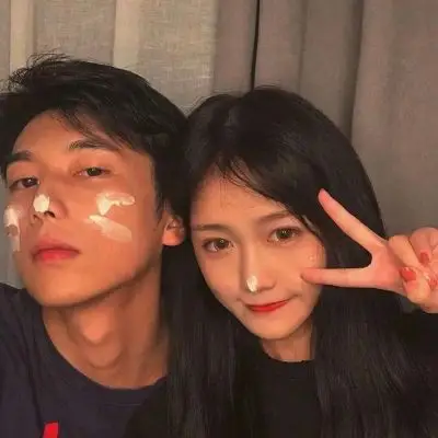 2021青人节最新微信情侣头像一对精选版