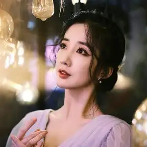 70957936020陈欣予头像