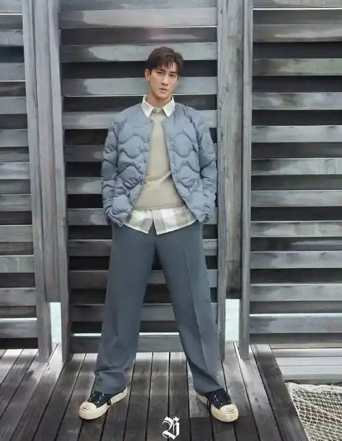 李治廷##优衣库