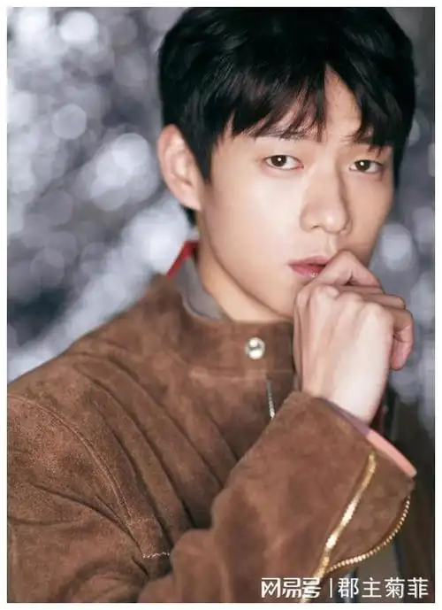 杨幂秦岚接连沦陷事实证明魏大勋才是真正的人间清醒