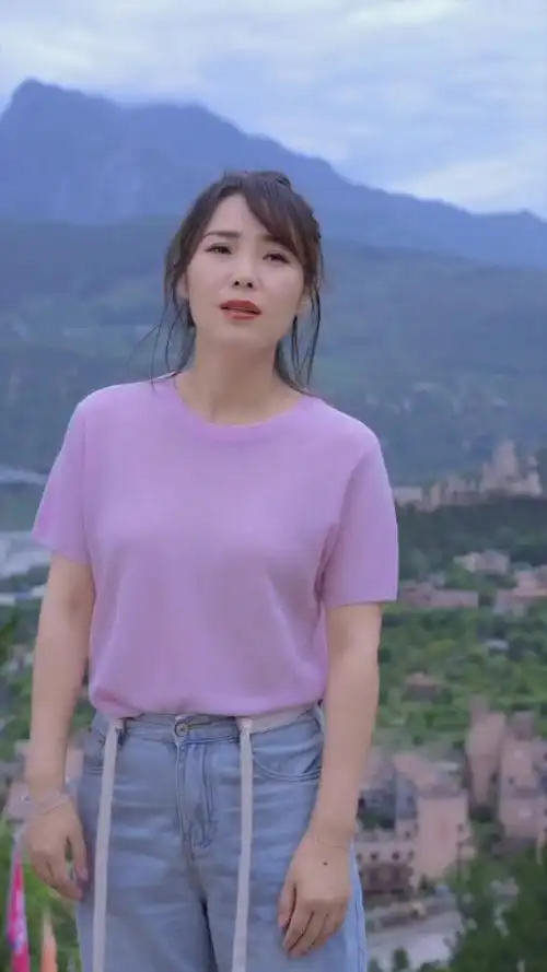 风气云归漂浮过万重山歌手云朵云朵云归经典歌曲好歌推荐