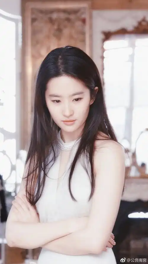 刘亦菲 温碧泉广告拍摄