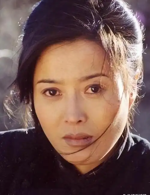 为爱两度磕头,四次流产,孙红雷前女友丁嘉丽的辛酸过往