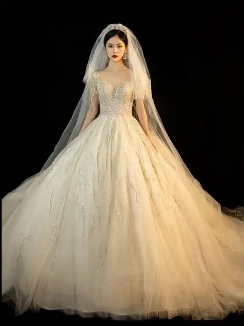 新娘主婚纱2020秋冬新款大码重工奢华星空长拖尾小个子一字肩森系