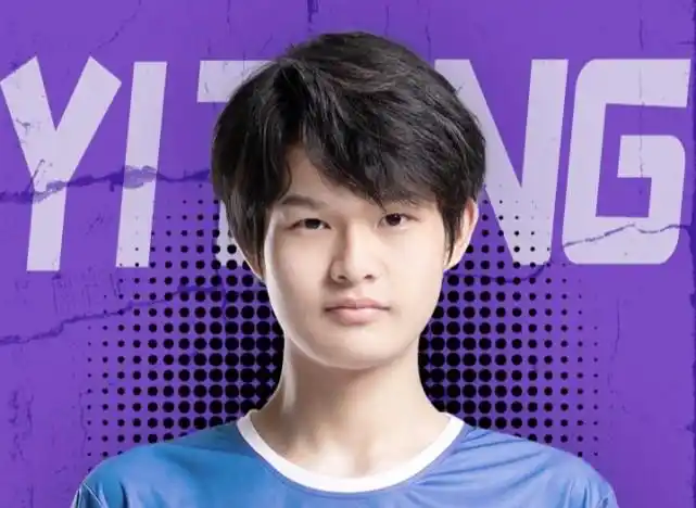 斩获巅峰赛榜首,对手:c位根本活不了|qg杰杰|阿信|王者荣耀|易瞳|巅峰