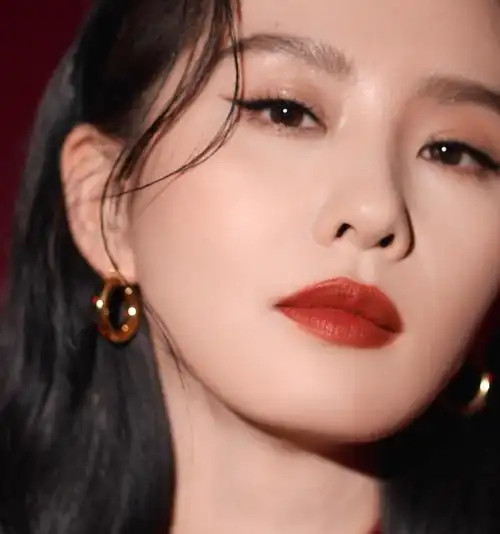 刘诗诗芭比波朗全球品牌代言人##刘诗诗冷女妆