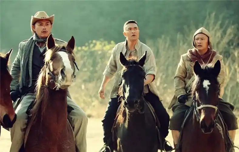 电影频道黄金强档剧场每晚19点4集连播年代传奇动作大戏《绝密孝金》