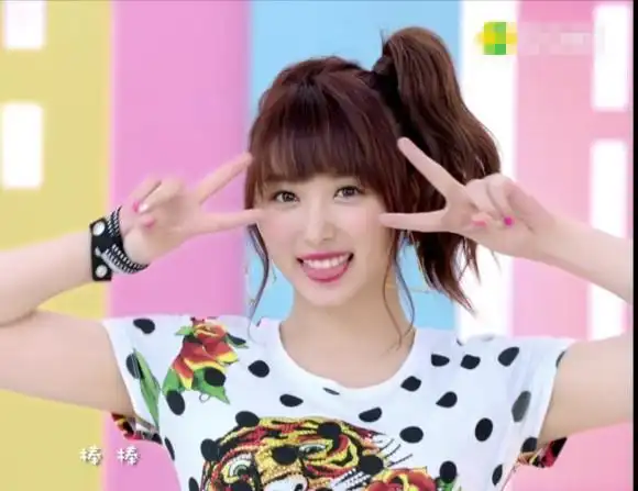 青你2:看了《蜜蜂少女队》,我终于明白孔雪儿的脸到底哪里奇怪