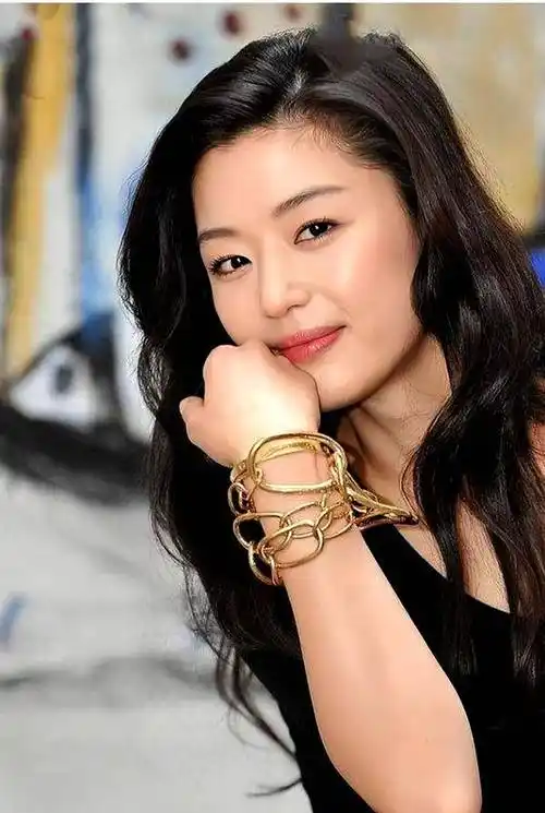 42岁全智贤,这身材太窒息!简直绝了!_生涯_演艺界_电影