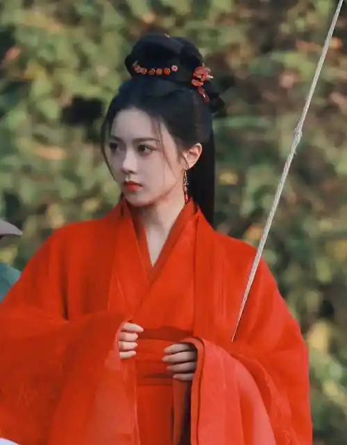 赵今麦《度华年》异域公主路透照令人沉醉,古装界的女神_剧中_造型