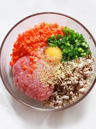 香菇胡萝卜饺子馅做法图解法