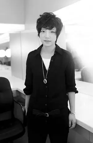 李霄云长春宣传新专辑称学业第一唱歌第二图