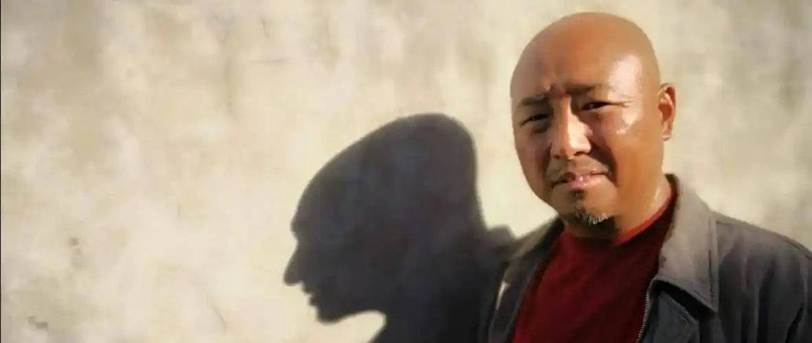 周晓鸥的外形非常符合马大胆的人特点,光头增加了不少土匪身上的凶狠