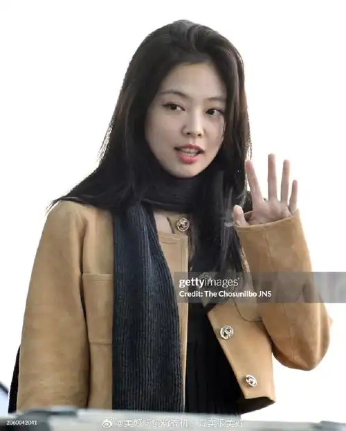jennie曾拒绝李胜利的邀请