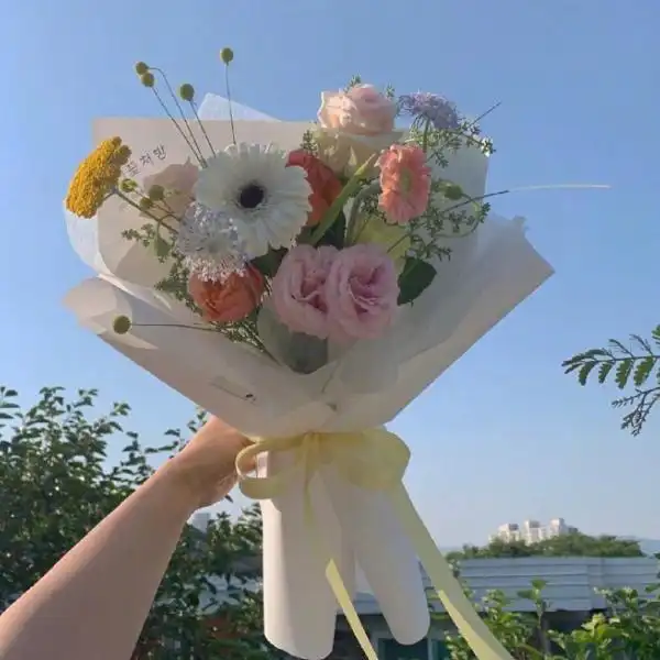 阿兴唯美花束静物头像