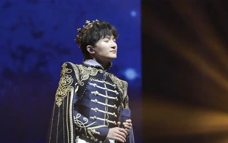 【身骑白马 tom 贝湖 漂洋过海】